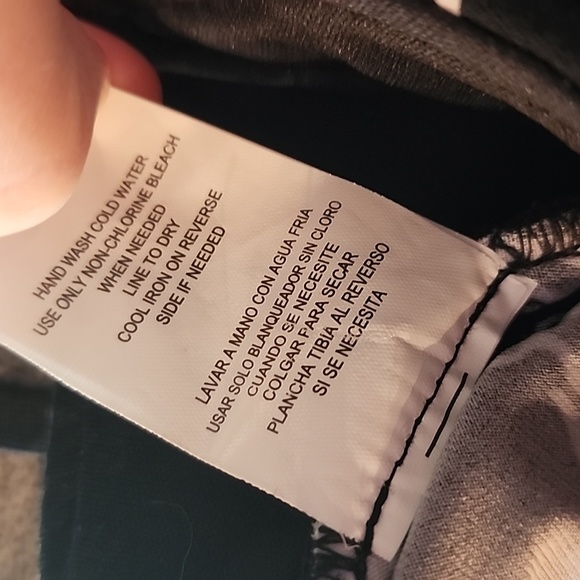 Juniors Speechless Patterned Dress with Pockets - Picture 8 of 8